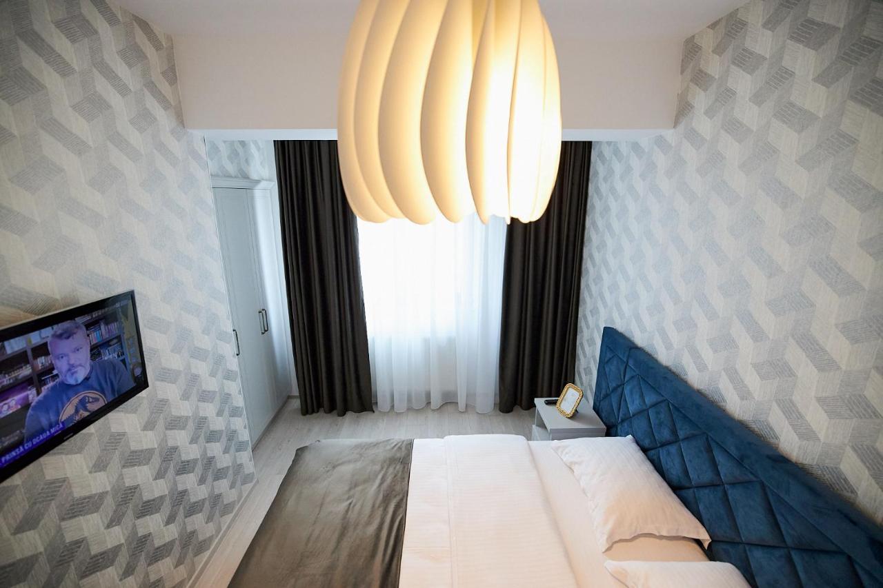 Uptown Apartments Jászvásár Kültér fotó