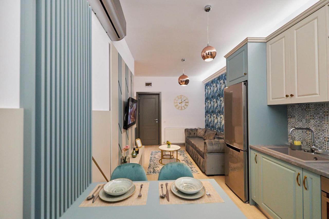 Uptown Apartments Jászvásár Kültér fotó