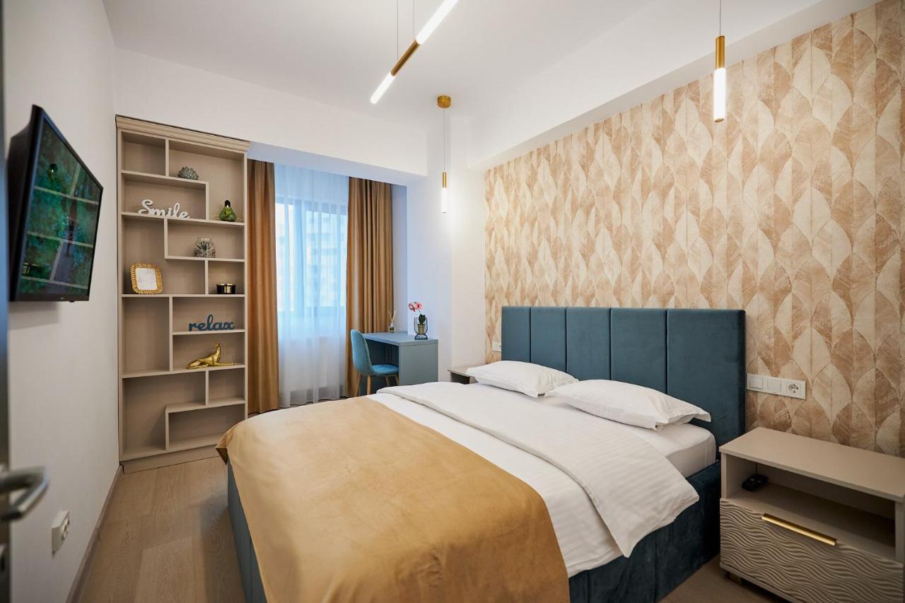 Uptown Apartments Jászvásár Kültér fotó